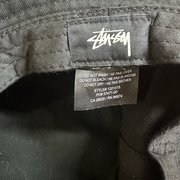Stussy Bucket Hat - Picture 3 of 3